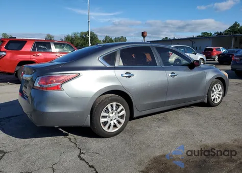 2015 Nissan Altima 2.5 из США, поврежденный, VIN 1N4AL3AP2FN873582